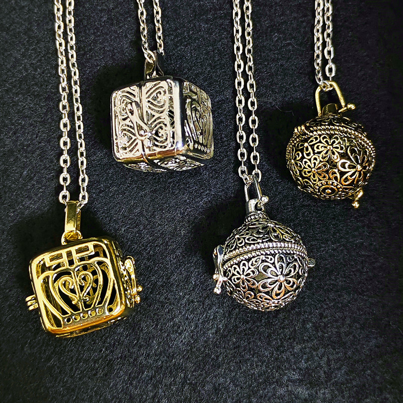 Diffuser Necklace Locket - Vintage ทองเหลือง Hollow Ball Liontin Locket
