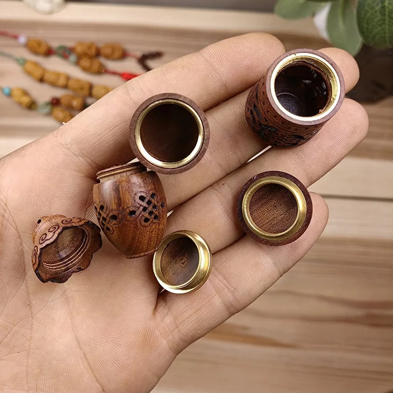 ขวดน้ำหอมแกะสลักลายไม้ทรงเจดีย - Diffuser Necklace Locket บทวิจารณ์และราคา