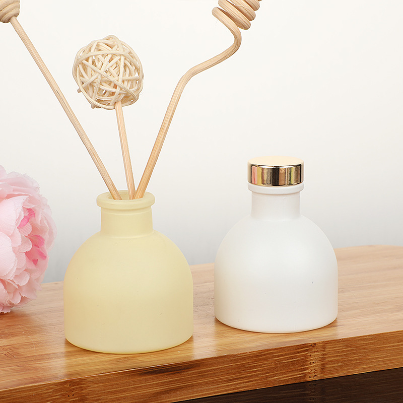 1 PC 50ml สีชมพู/สีขาว/สีเหลือ - Home Fragrance Bottle บทวิจารณ์และราคา