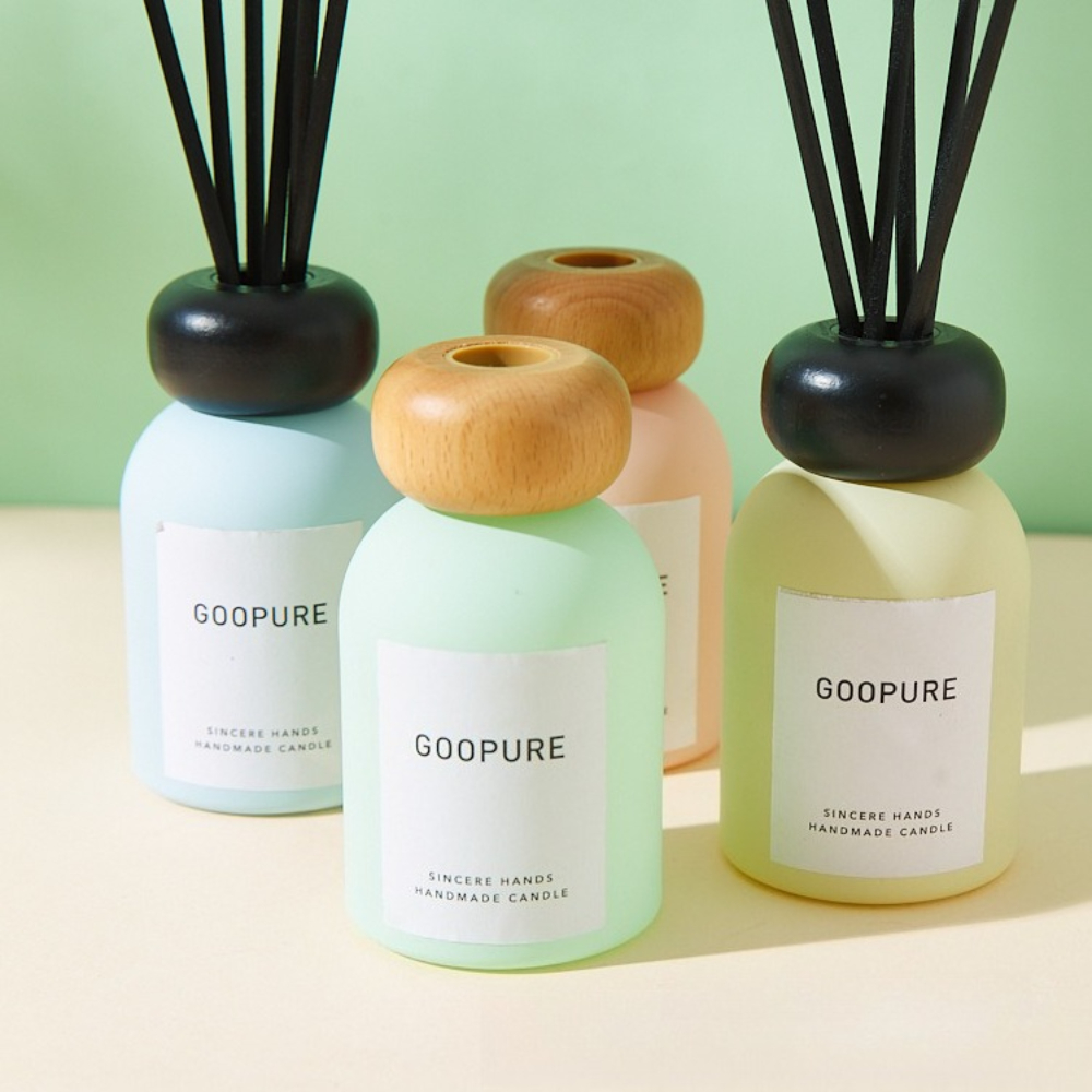 ขวดน้ำหอมอโรมาเธอราพีหลากสี ไม - Home Fragrance Bottle บทวิจารณ์และราคา
